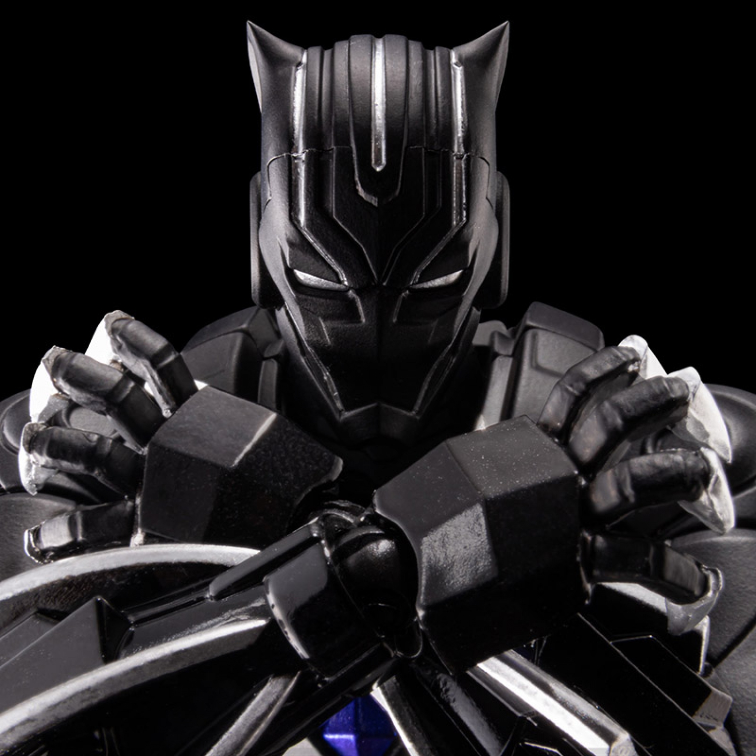 FIGHTING ARMOR Black Panther